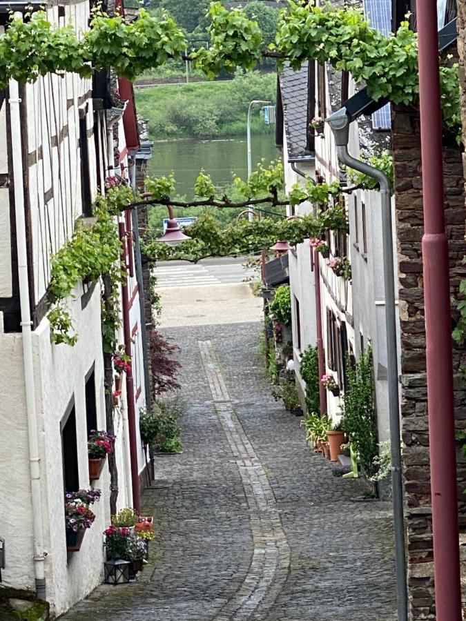 Ferienhaus Am Baybach In Burgen An Der Mosel Exterior photo